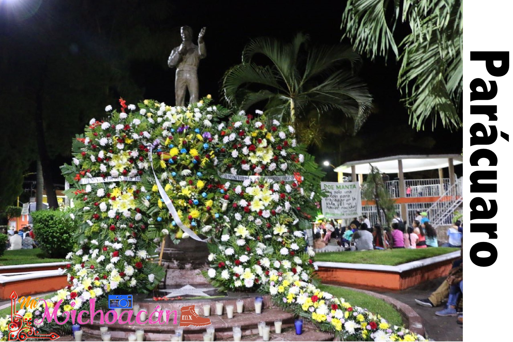 Estatua de Juan Gabriel en Parácuaro, Michoacán Estatua de Juan Gabriel en Parácuaro, Michoacán