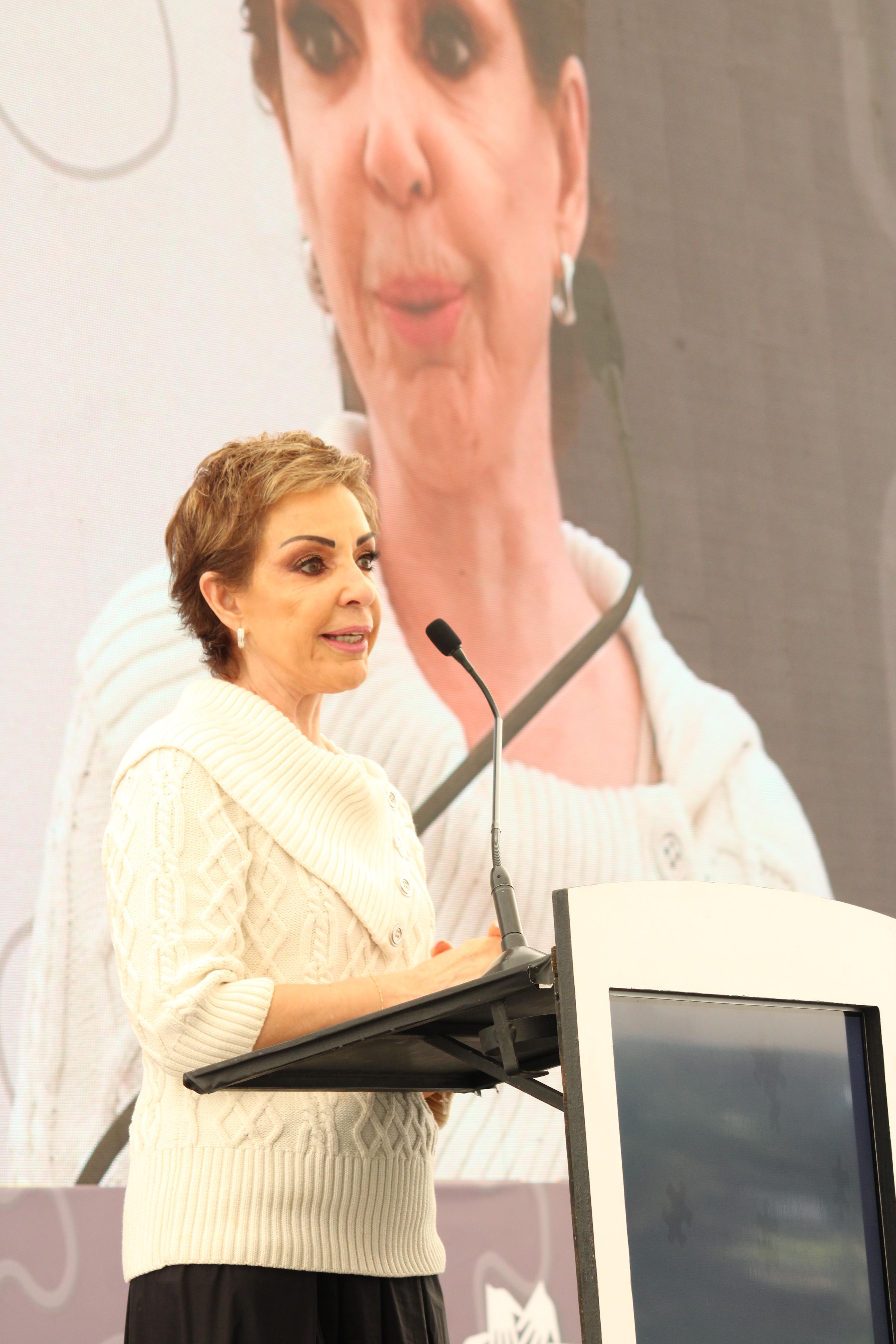 Martha Sahagún de Fox Martha Sahagún de Fox