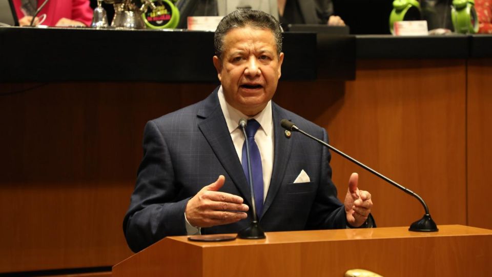 Julio Menchaca presenta su segundo Informe de Actividades en el Senado ...