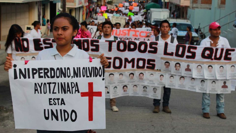 Vinculan funcionarios con desaparición de los 43 - Periódico AM