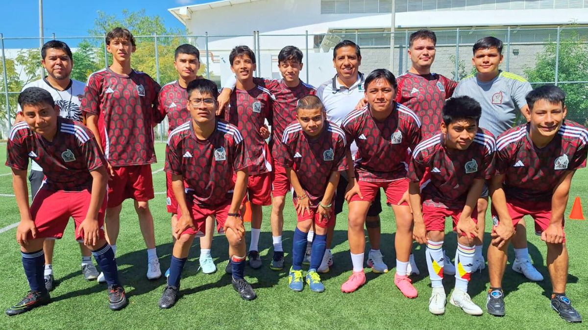 La Selección Mexicana de futbol PC entrenó en León.