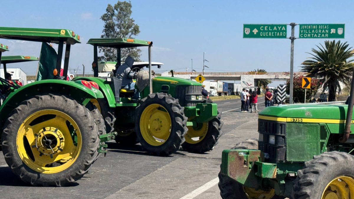 bloqueo autopista Salamanca-Celaya agricultores