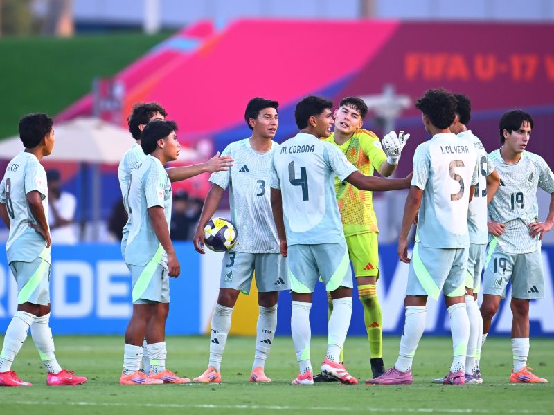 La Selección Nacional de México en su partido ante Suiza. Foto: Mexsport.