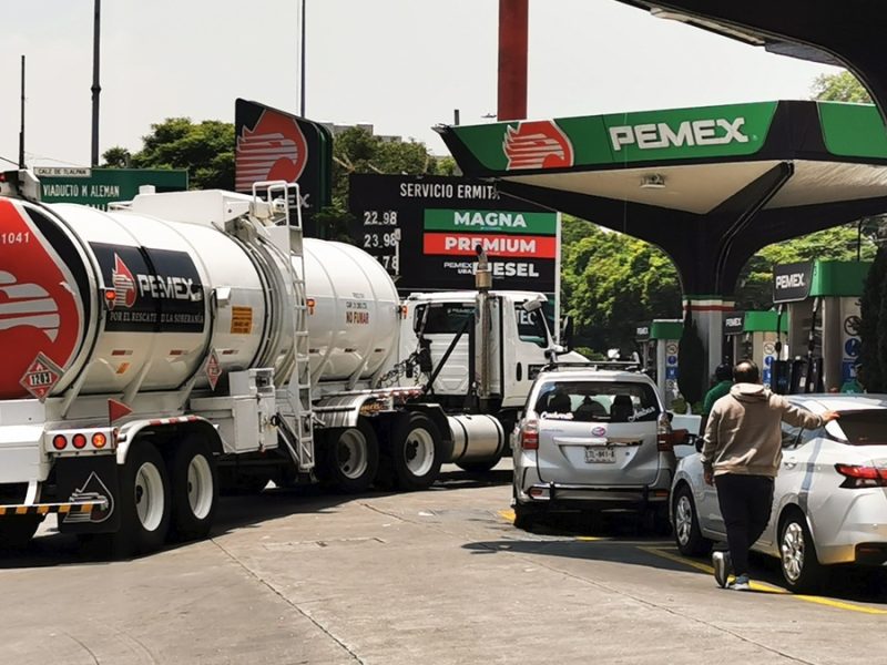 Refinadores de EU acusan protección a Pemex