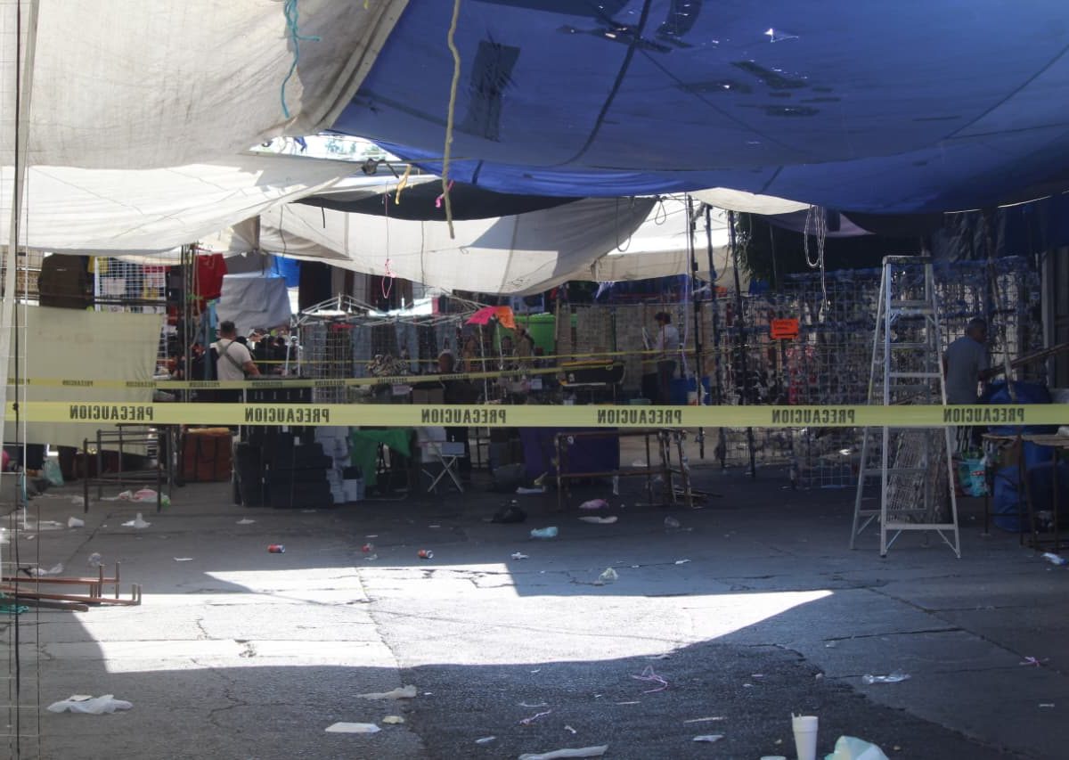 Asesinato en la Línea de Fuego 01