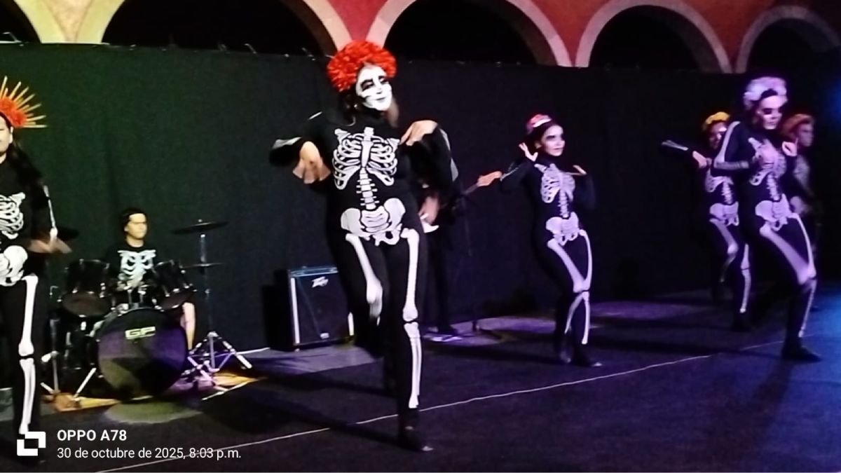 Calaveras de Danza Jazz Vitalidad al ritmo de la música. Foto: Cortesía Daniel M. Escalera