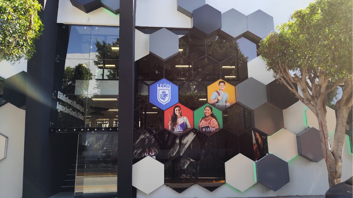 Biblioteca Ignacio García Téllez primer año de modernización