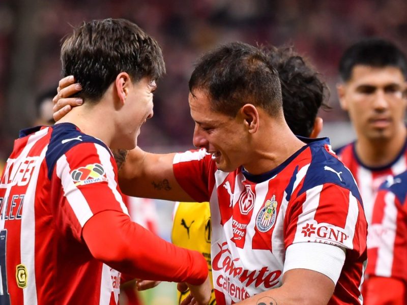 ChivasChicharitoHernandez