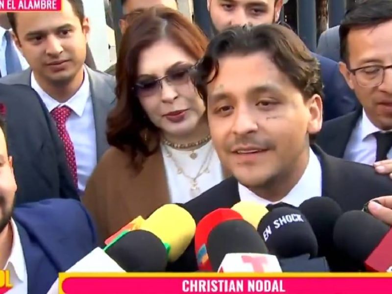 Christian Nodal Universal Music demanda