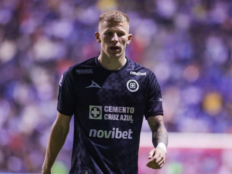 CruzAzulMateuszBogusz