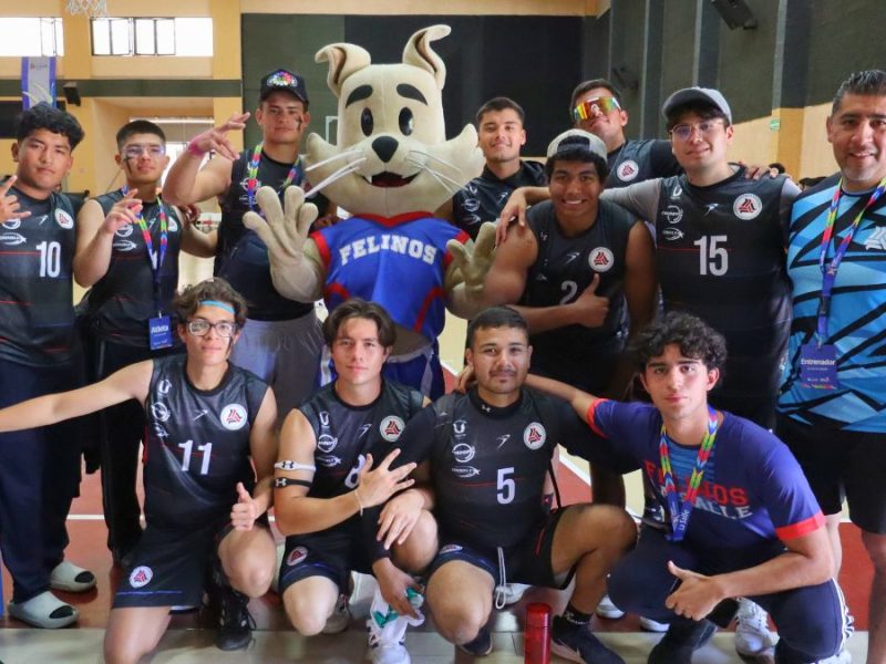 Equipo de basquetbol de La Salle Bajío en los Juegos Lasallistas. Cortesía.
