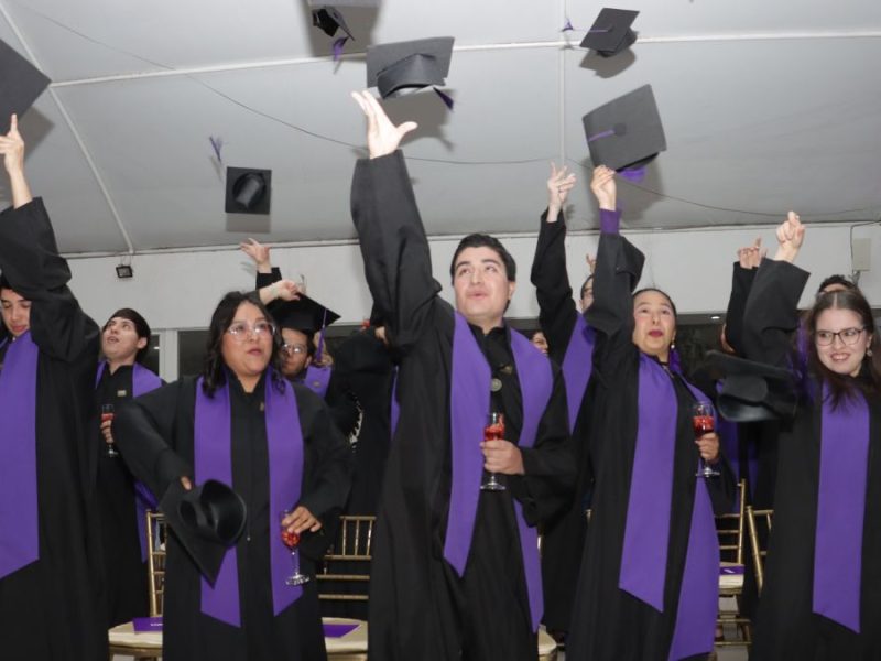 Graduación Universidad Meridiano Umeri
