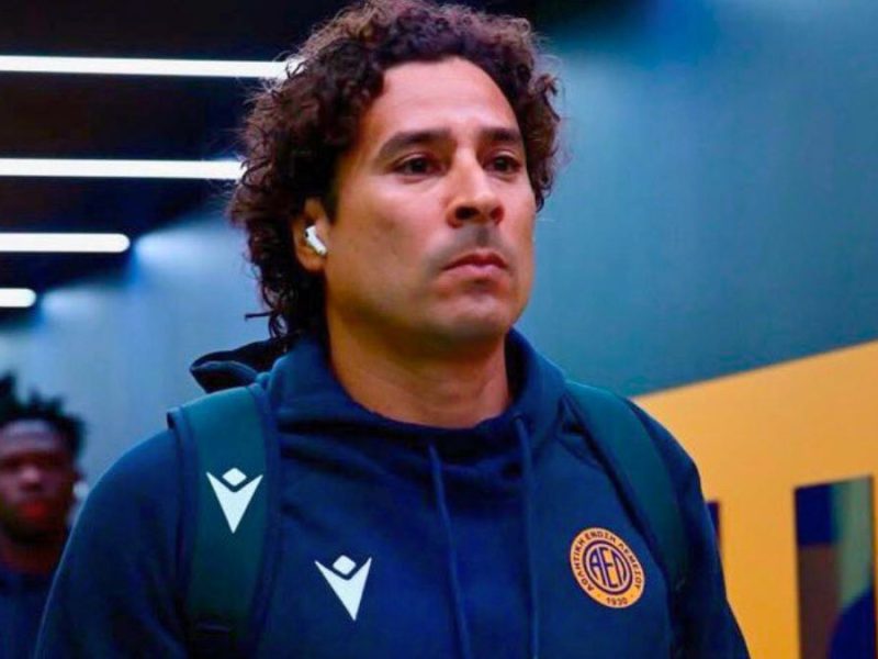 Guillermo Ochoa juega para el AEL Limassol en Chipre. X.