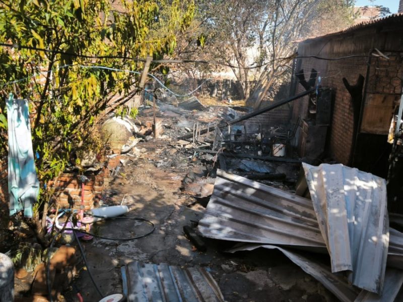 Incendio en zona centro de Moroleón 1