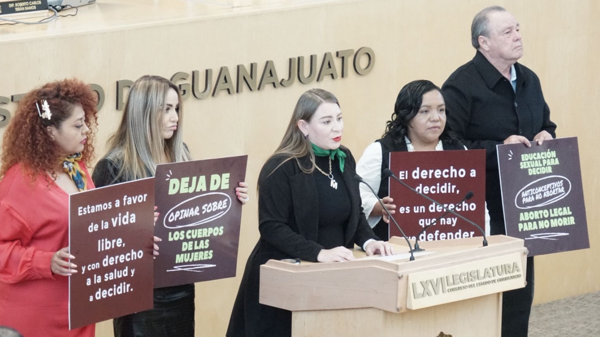 Morena iniciativa despenalizar el aborto en Guanajuato