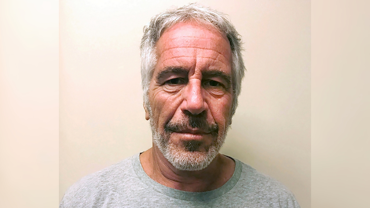Trump sabía de las chicas dicen correos de Jeffrey Epstein