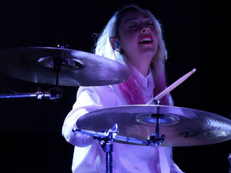 La famosa baterista, compartió su experiencia con los leoneses. Foto: Cortesía Laura López.