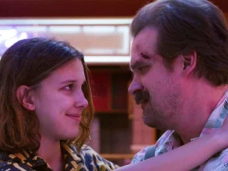 Millie Bobby Brown acusa a David Harbour de acoso