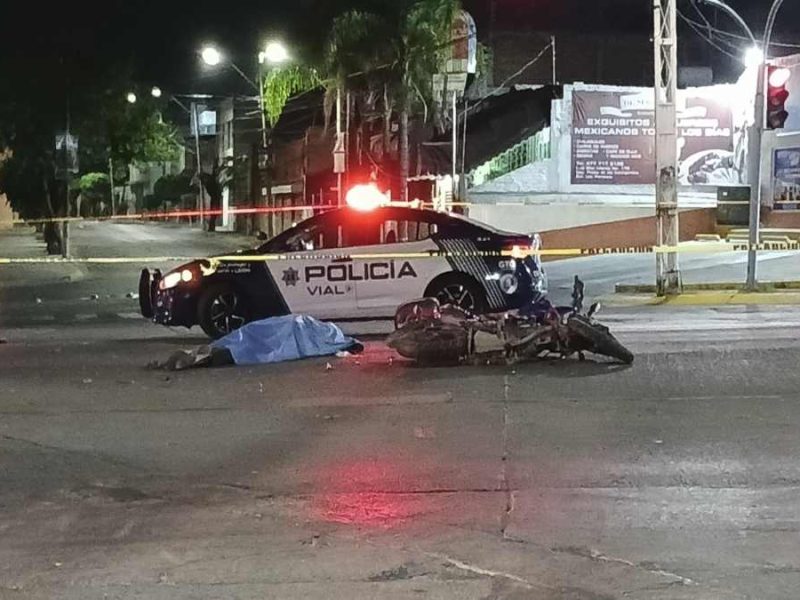 Motociclista muerto en Jardines del Moral