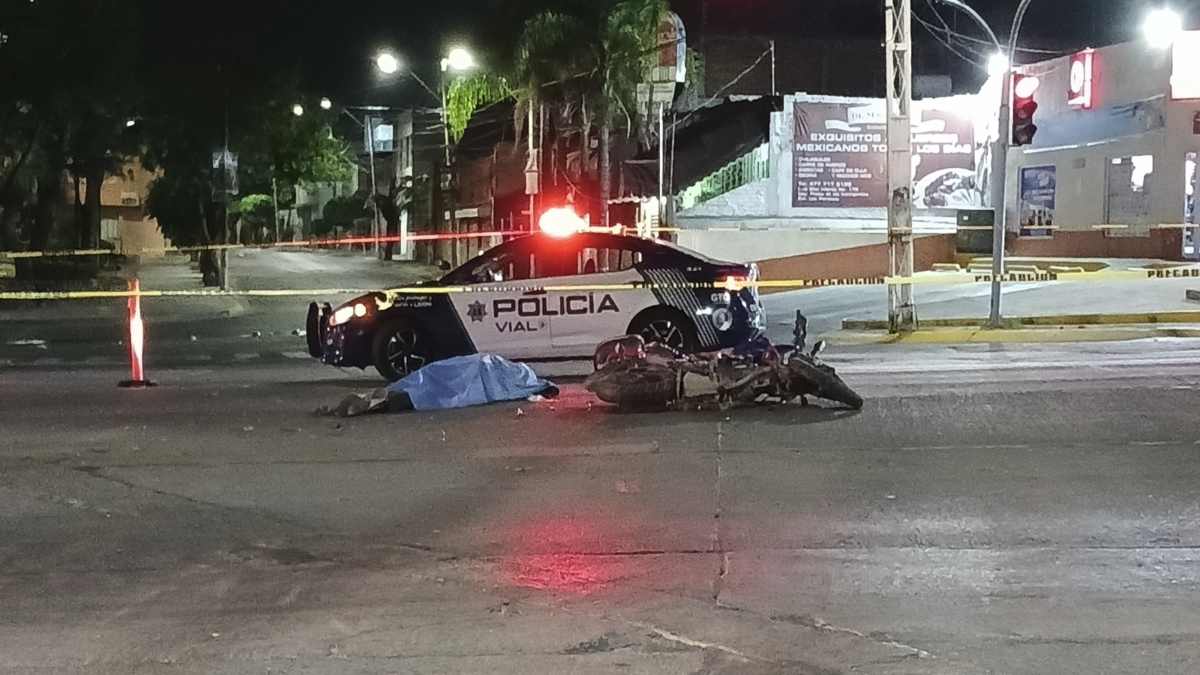 Motociclista muerto en Jardines del Moral