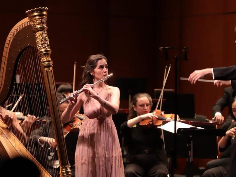 Presentación de “El arpa y la flauta conversan” en el Teatro Juárez