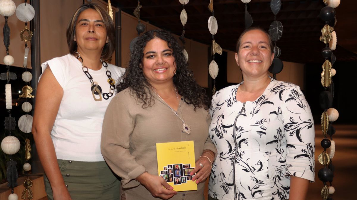 Presentación de libro Desde el otro lado en el MAHG (1)