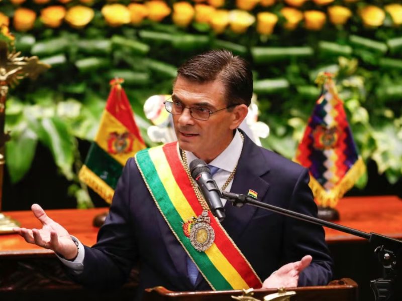 Rodrigo Paz jura como presidente