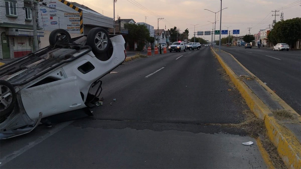 volcadura en lázaro cárdenas de celaya
