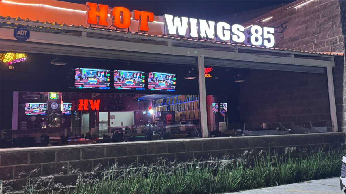 asalto en Hot Wings 85 Irapuato