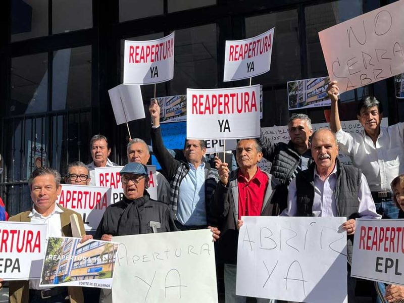 ENMS León edificio incendiado