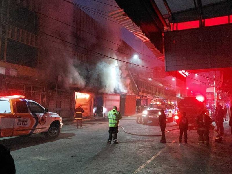 incendio en local de Moroleón