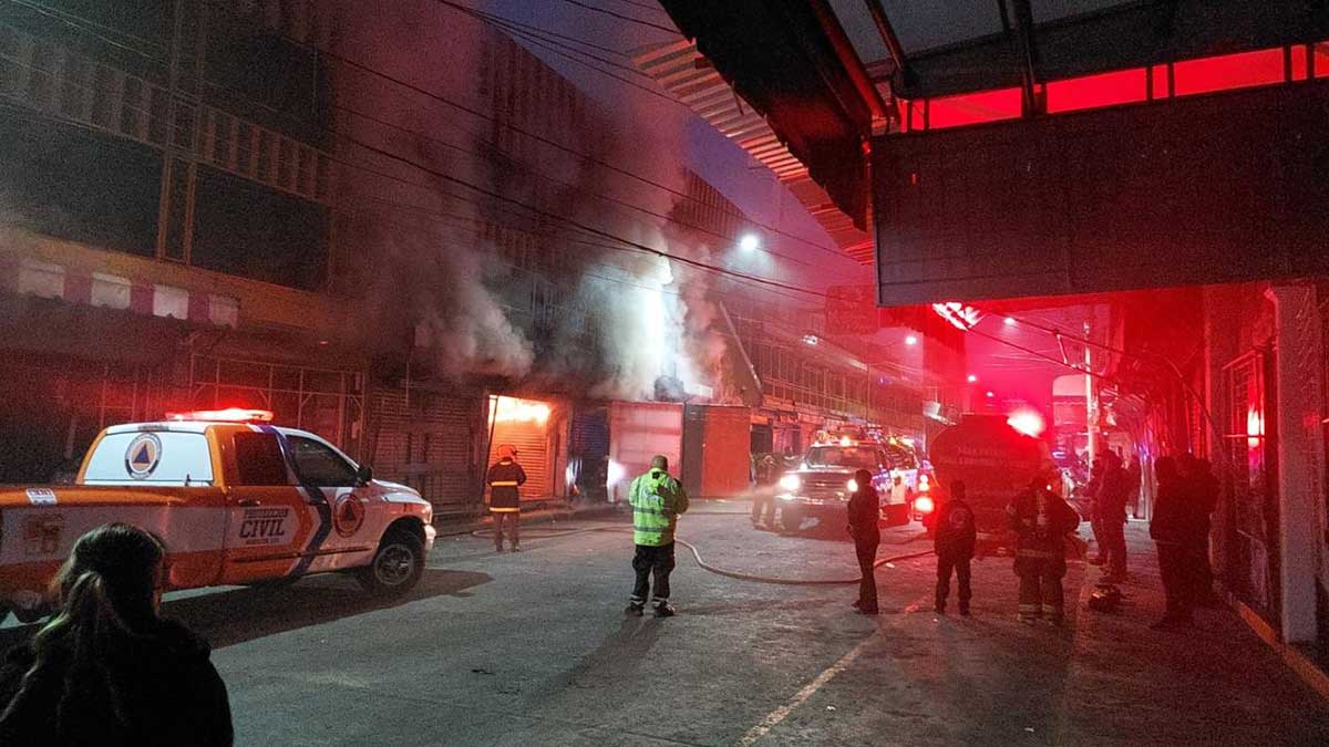 incendio en local de Moroleón