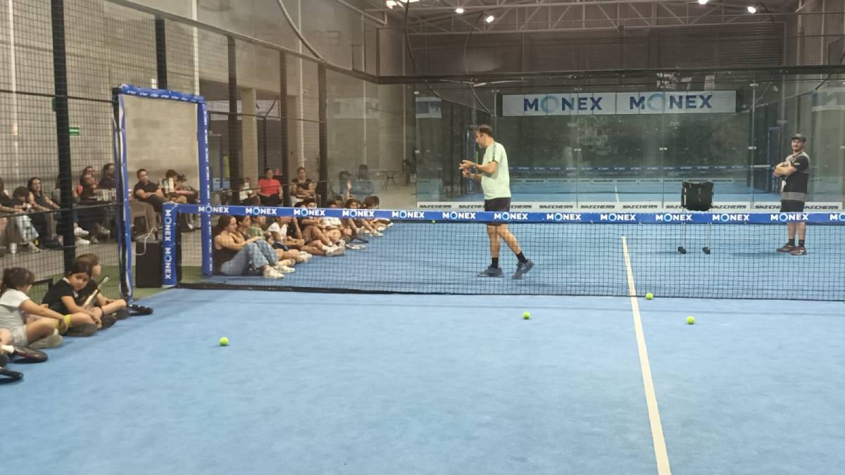 Reconocido entrenador Nito Brea da comienzo a capacitación de padel en León - Ituriel Pérez