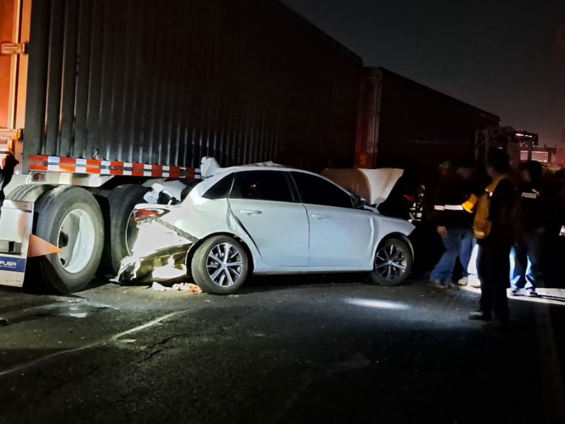 Accidente en León causa carambola de cinco vehículos; hay ocho lesionados, dos de gravedad