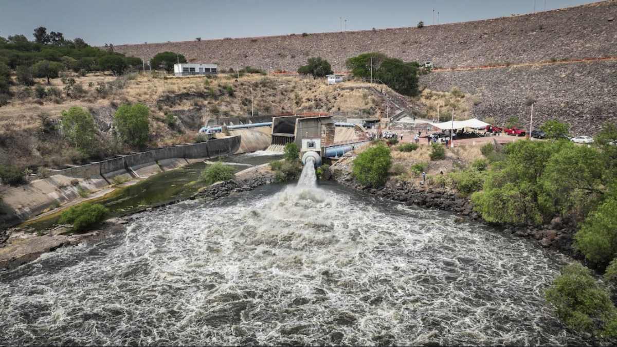 Acueducto Solís-León