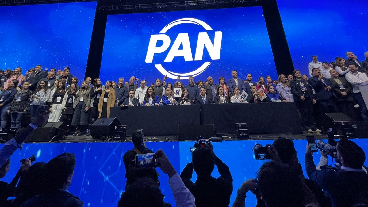 Asamblea para cambiar estatutos del PAN