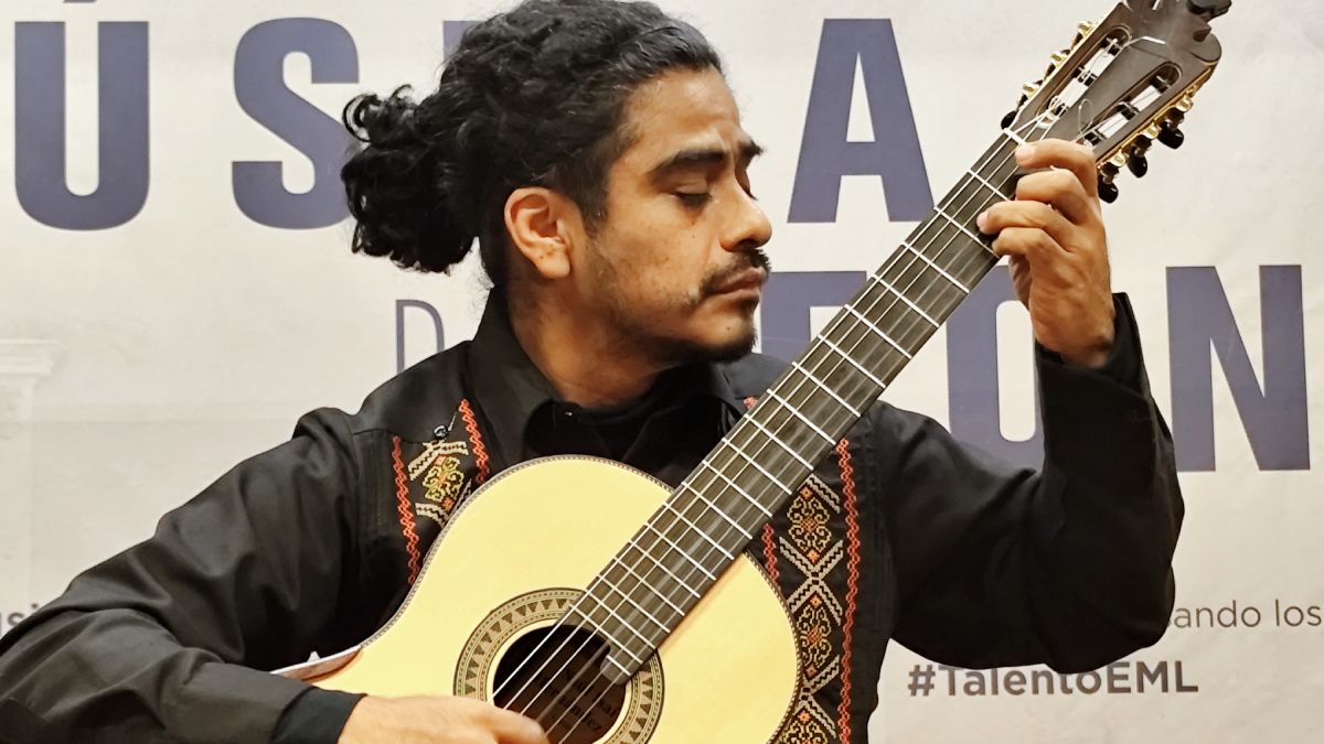 _Así suena Veracruz en la Guitarra_ en la Casa Luis Long