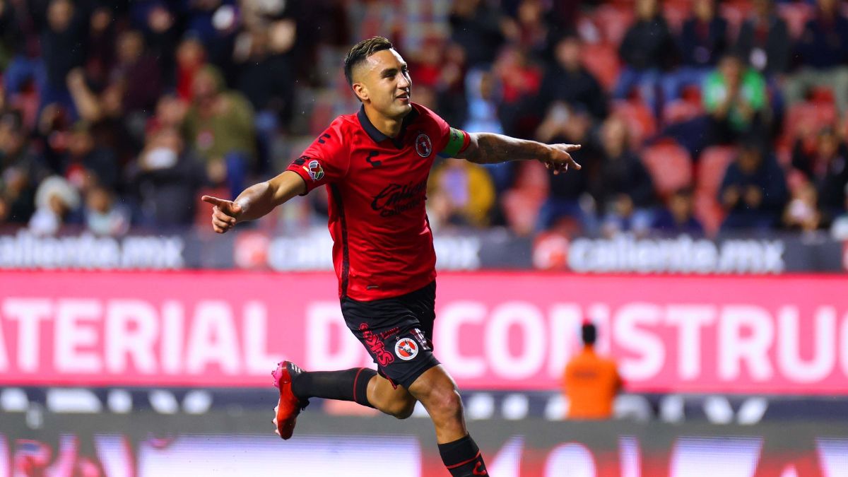 Christian Rivera celebrando un gol con los Xolos de Tijuana. Foto: Mexsport.