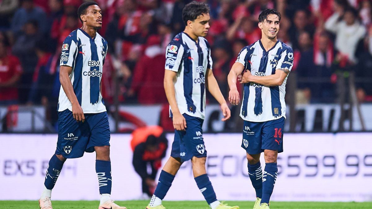 Parte del plantel del Monterrey luego de quedar eliminados en Toluca. Foto: Mexsport.