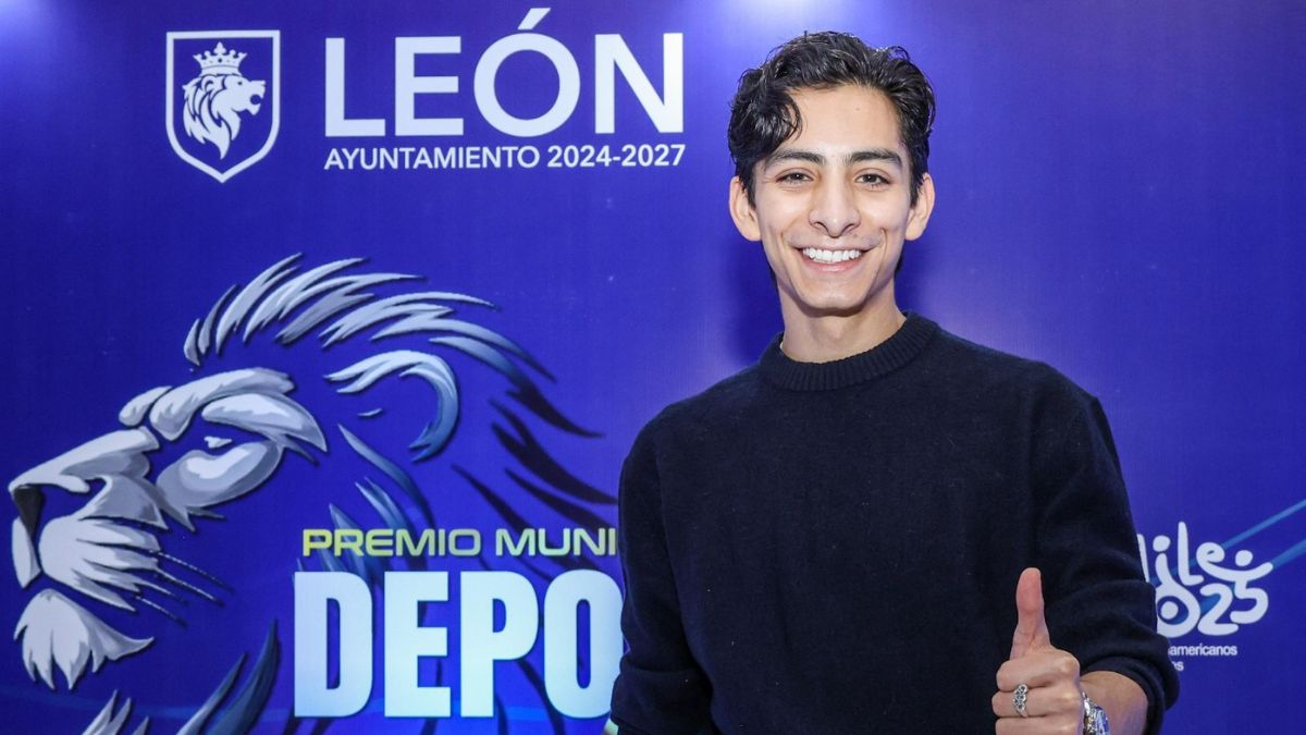 Donovan Carrillo en la entrega del Premio Municipal del Deporte. Foto: Comude León.