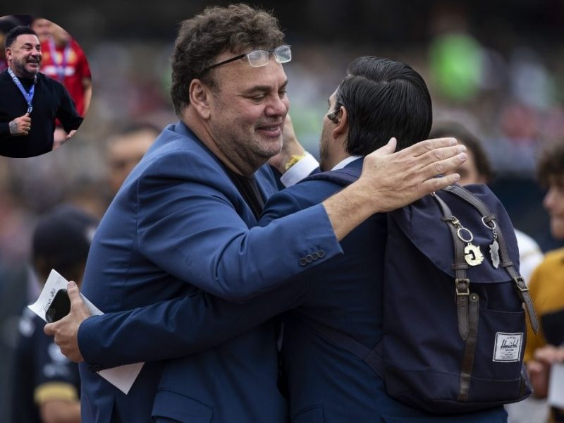 David Faitelson y Antonio Mohamed en pleito. Foto: Mexsport.