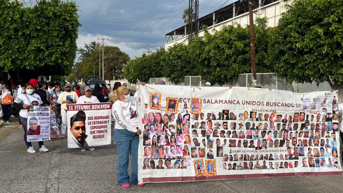 Marca por el sexto aniversario del colectivo Salamanca Unidos Buscando Desaparecidos