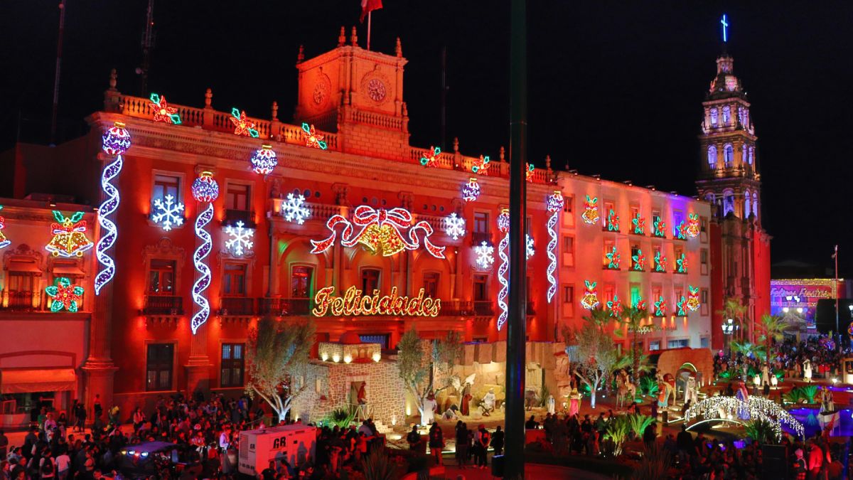 Encendido del nacimiento monumental en León (1)