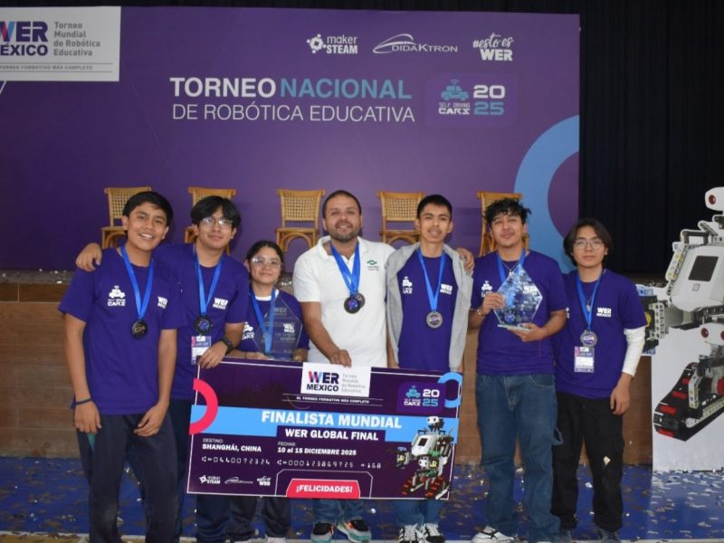 Estudiantes del CONALEP