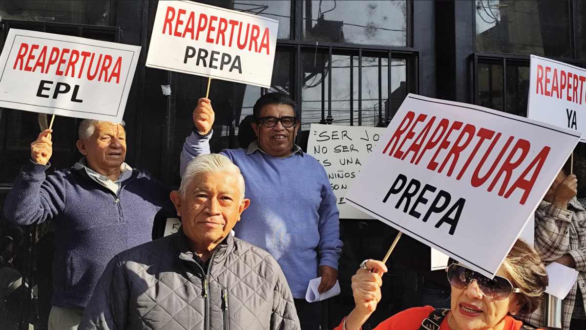 Exalumnos de la Prepa Oficial de León
