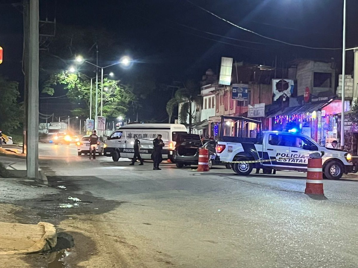 Ejecutan a dos personas a tiros en Huejutla