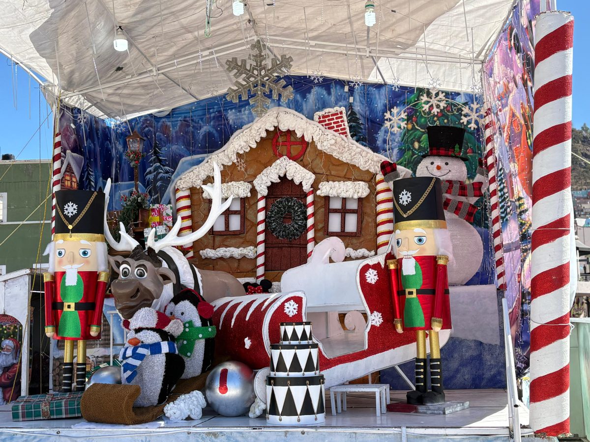 Reubicación de escenarios navideños afecta hasta 80 por ciento en sus ventas