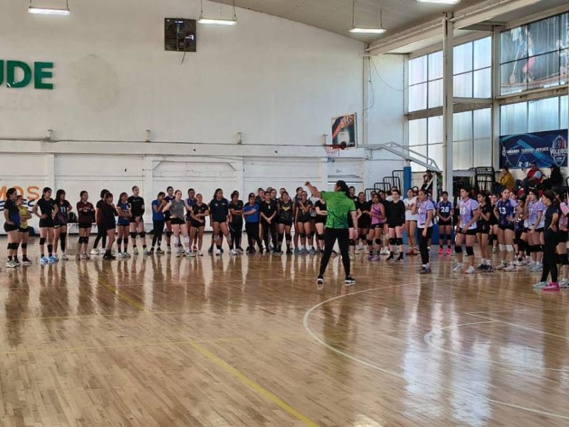 Leonas de León realizan Try Out con mira al debut en la Liga de Voleibol Profesional