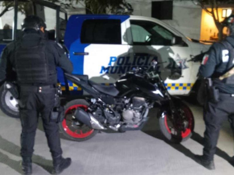 Abandonan moto deportiva Italika con reporte de robo en Uriangato; indagan si se usó en crimen