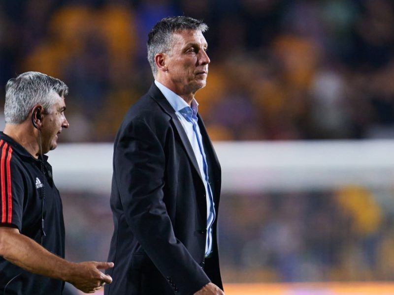 Siboldi reitera que lo desprestigiaron, tras salir de Tigres, “inventando una historia con una jugadora”